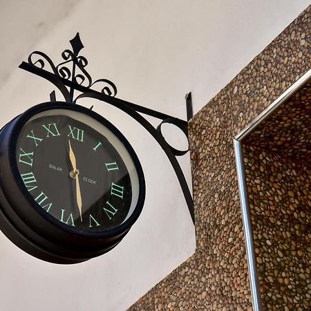 Hotel The Old Town Clock Gjirokastër Exterior foto