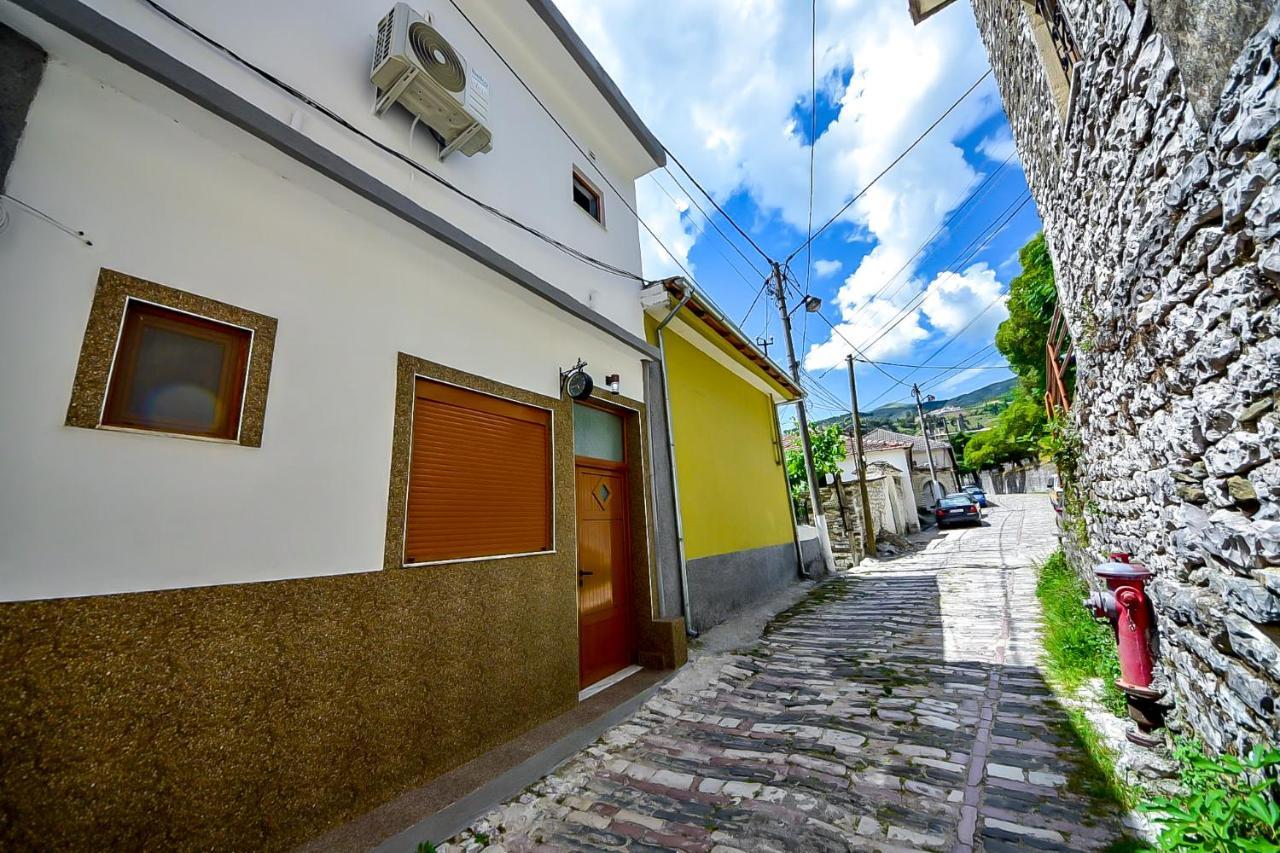 Hotel The Old Town Clock Gjirokastër Exterior foto